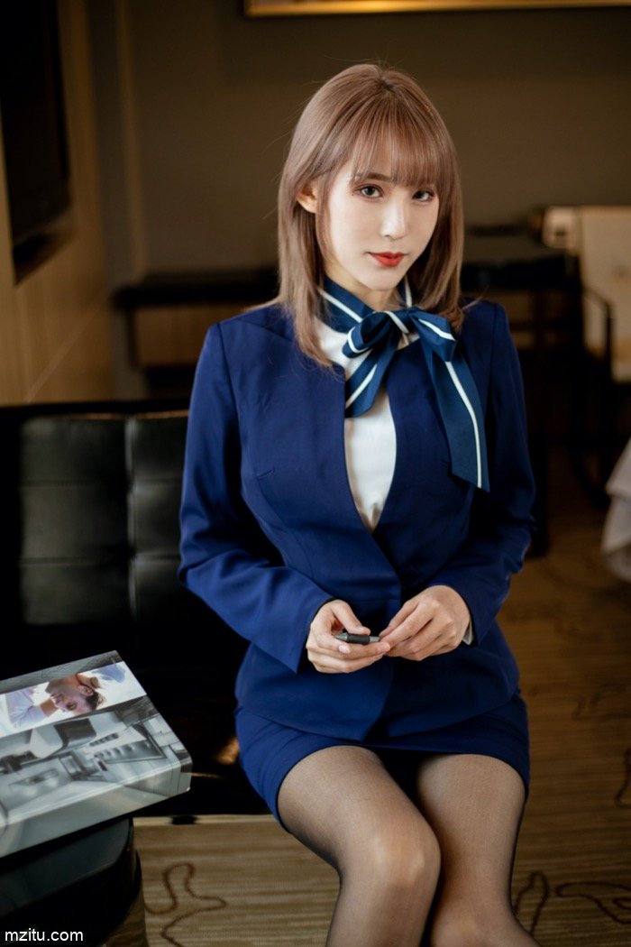 总裁的娇俏秘书周慕汐，满足了男人对秘书的所有幻想