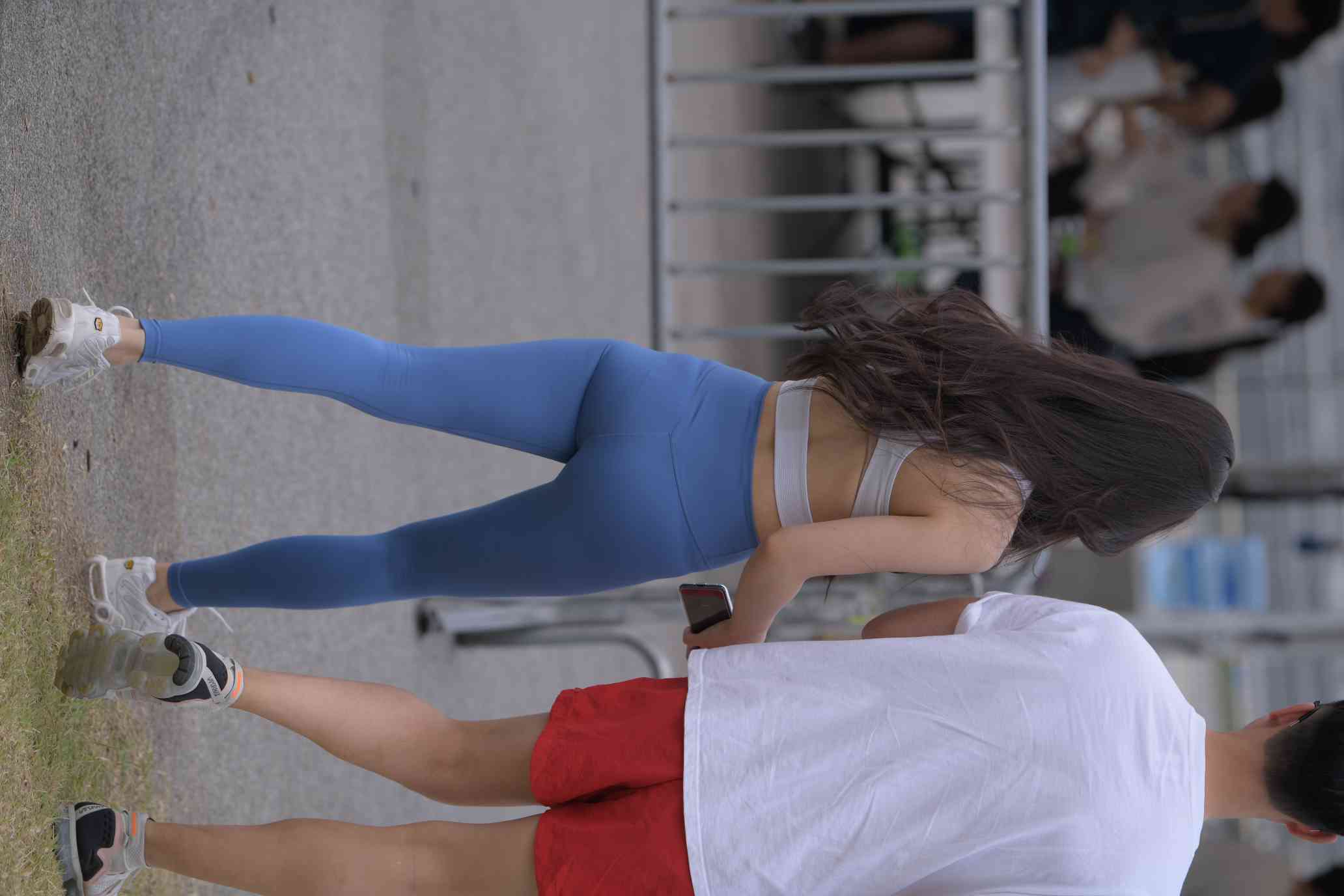 图片[3]-陪男朋友逛街的瑜伽裤女孩【74P】04034-花间社