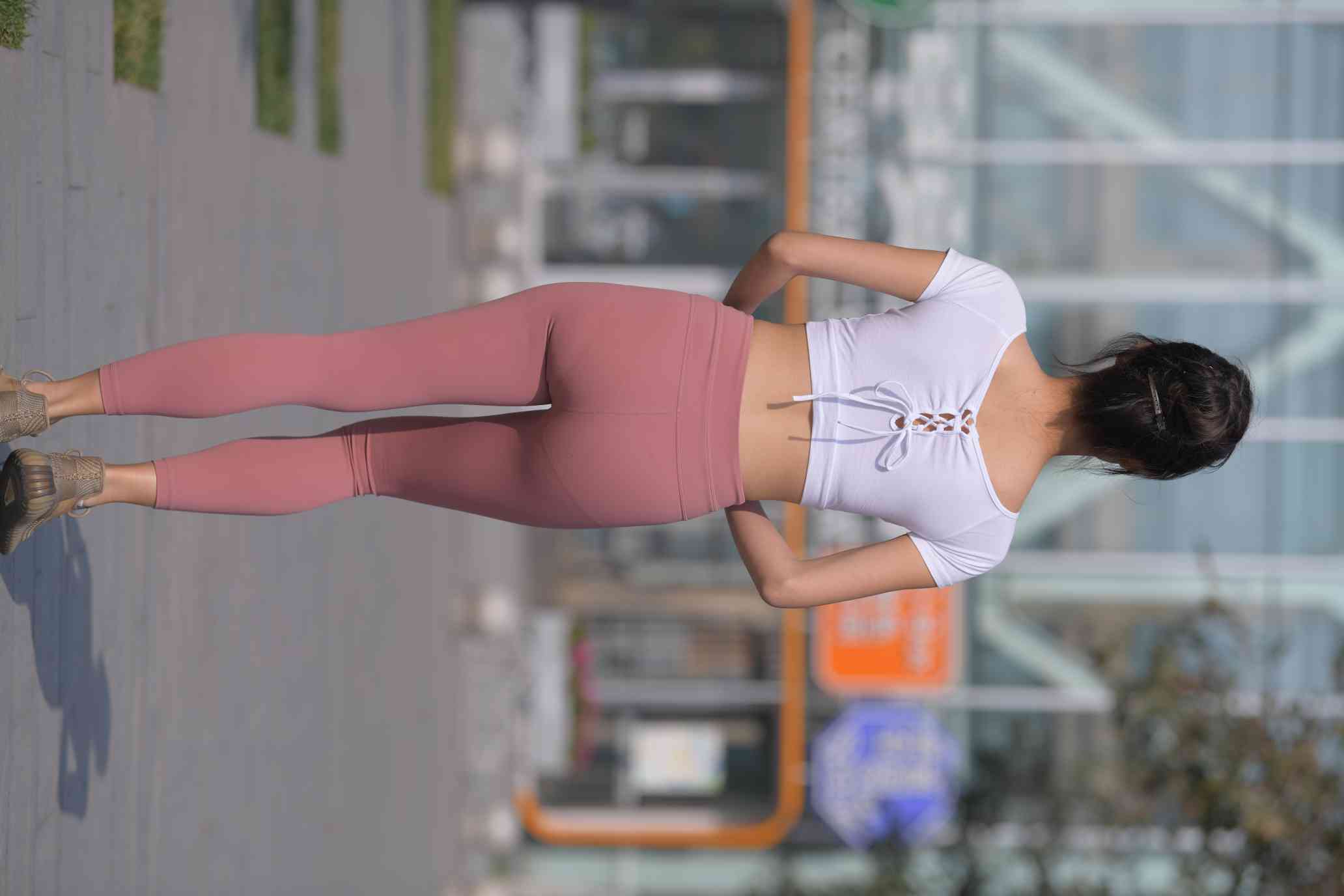 图片[1]-很漂亮的瑜伽裤女孩【419P】04013-花间社