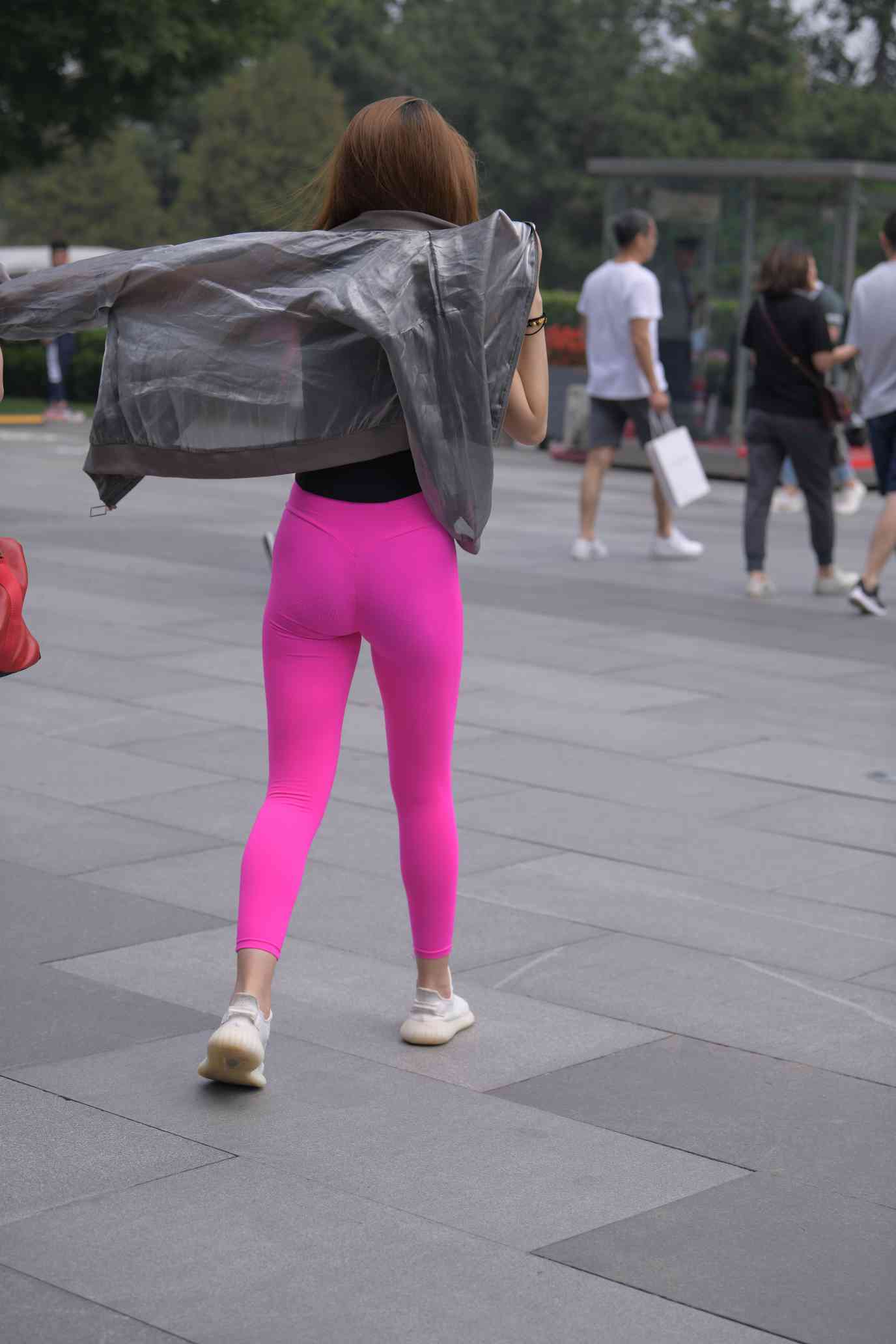 图片[5]-粉色瑜伽裤眼镜女孩【57P】04021-花间社