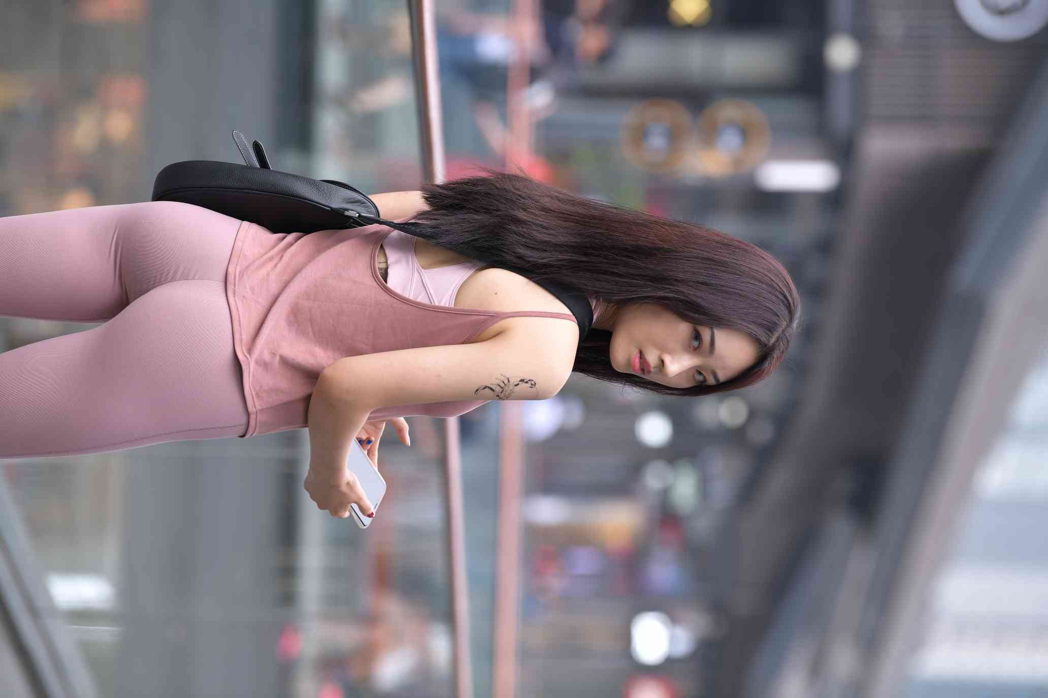 图片[2]-特别哇塞的瑜伽裤女人【217P】04018-花间社