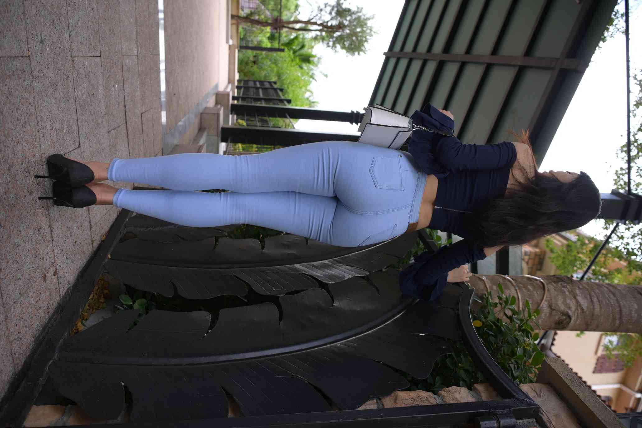 图片[3]-紧身牛仔裤女生【1127P】04027-花间社