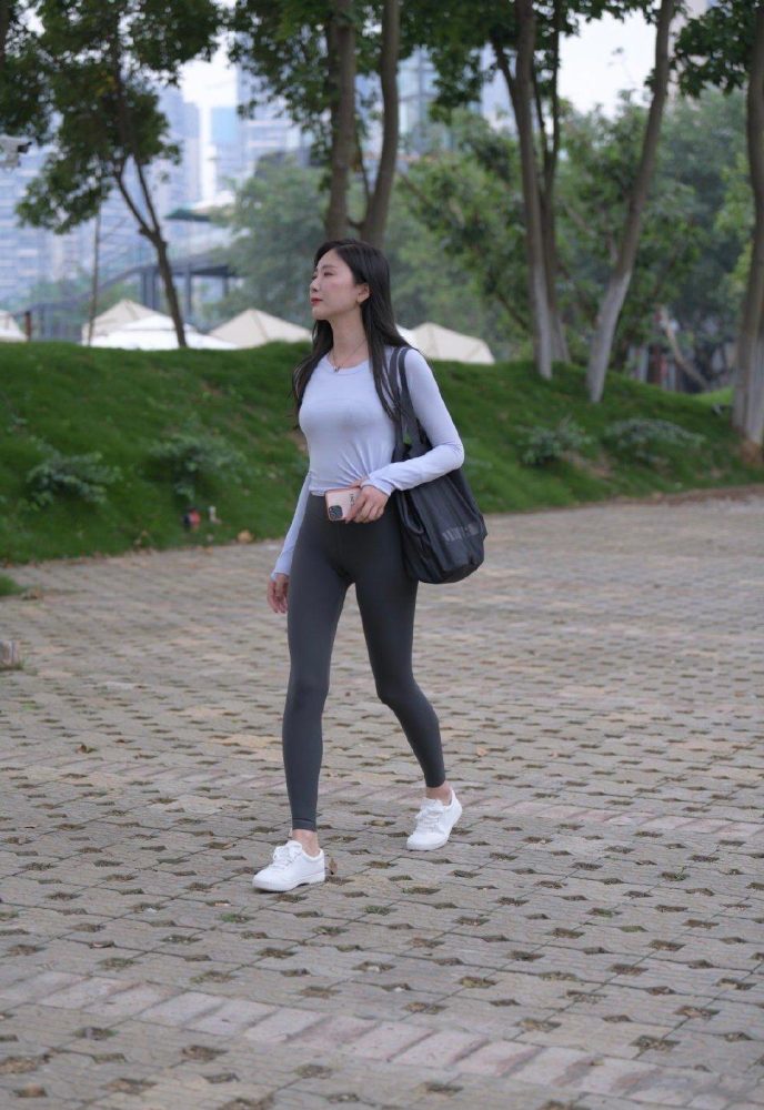 图片[2]-荡秋千的瑜伽裤女孩J2135 588P1V-20.8GB-花间社