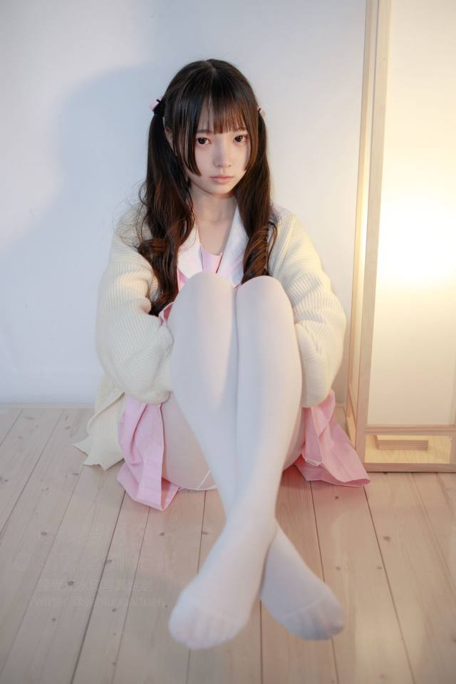 图片[1]-好像有什么心事的白丝双马尾女孩【59P】20022-花间社