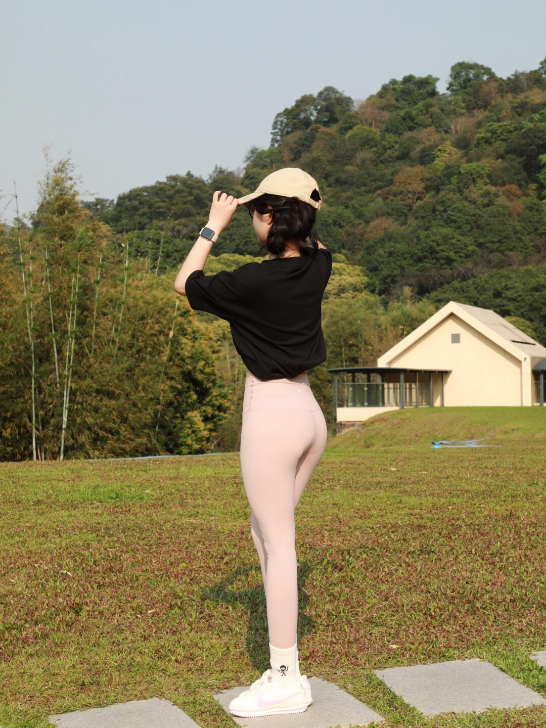 图片[2]-喜欢瑜伽的阳光快乐女孩【135P】04042-花间社