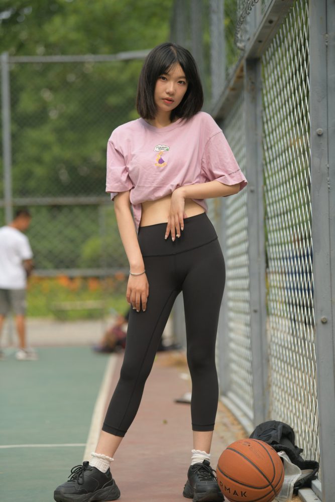 图片[3]-穿瑜伽裤打篮球的大三女孩J2198 463P1V-18.6GB-花间社