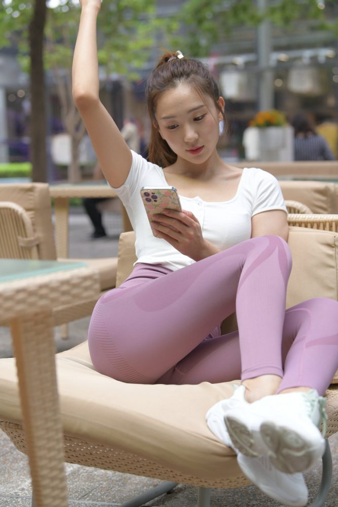 图片[6]-香芋色瑜伽裤高马尾漂亮女孩J2206 545P1V-19.1GB-花间社