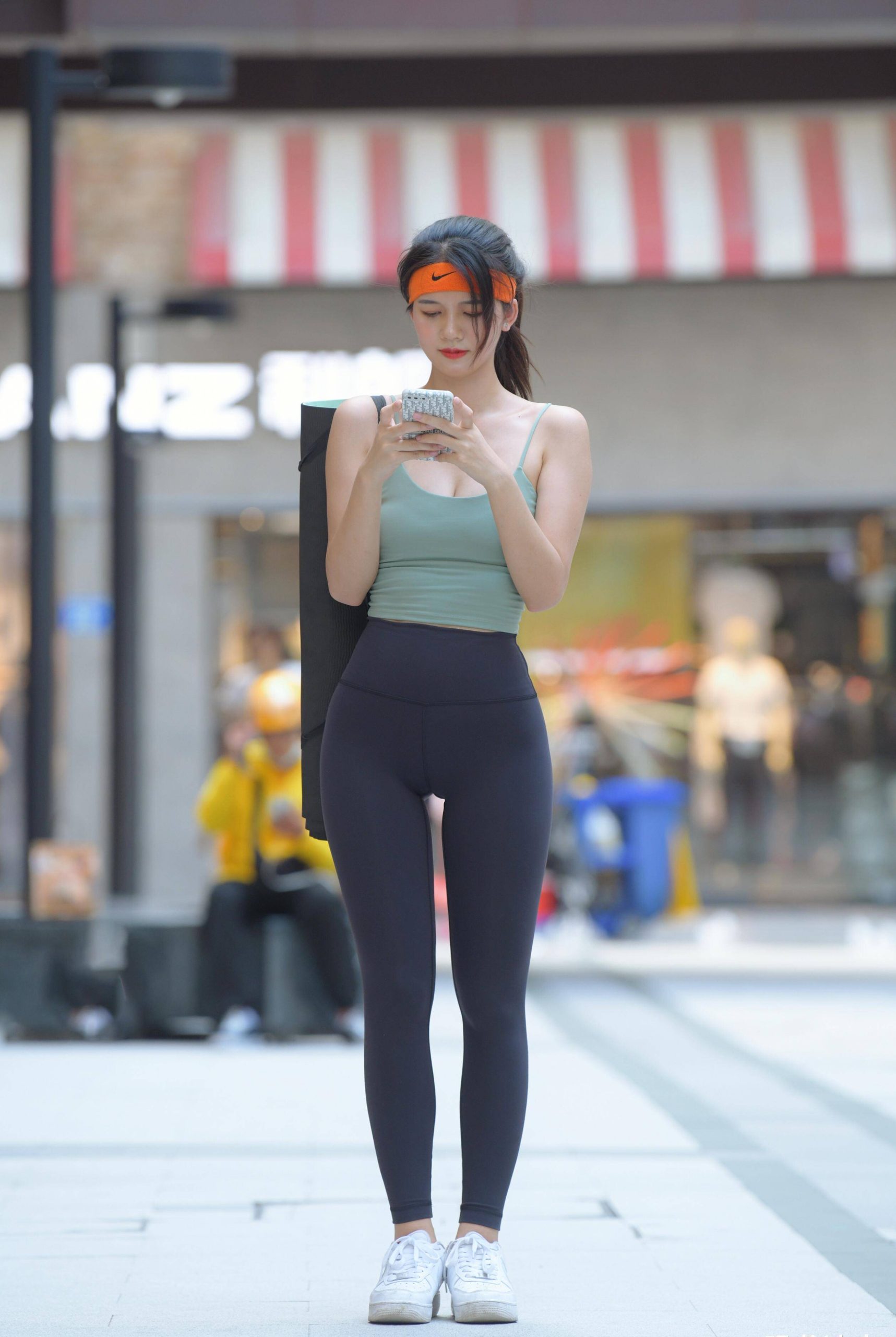 图片[2]-非常酷的瑜伽裤女孩 J1795 899P1V-29.1GB-花间社