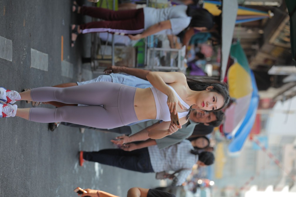 图片[4]-逛街的马尾辫瑜伽老师【556P】00016-花间社