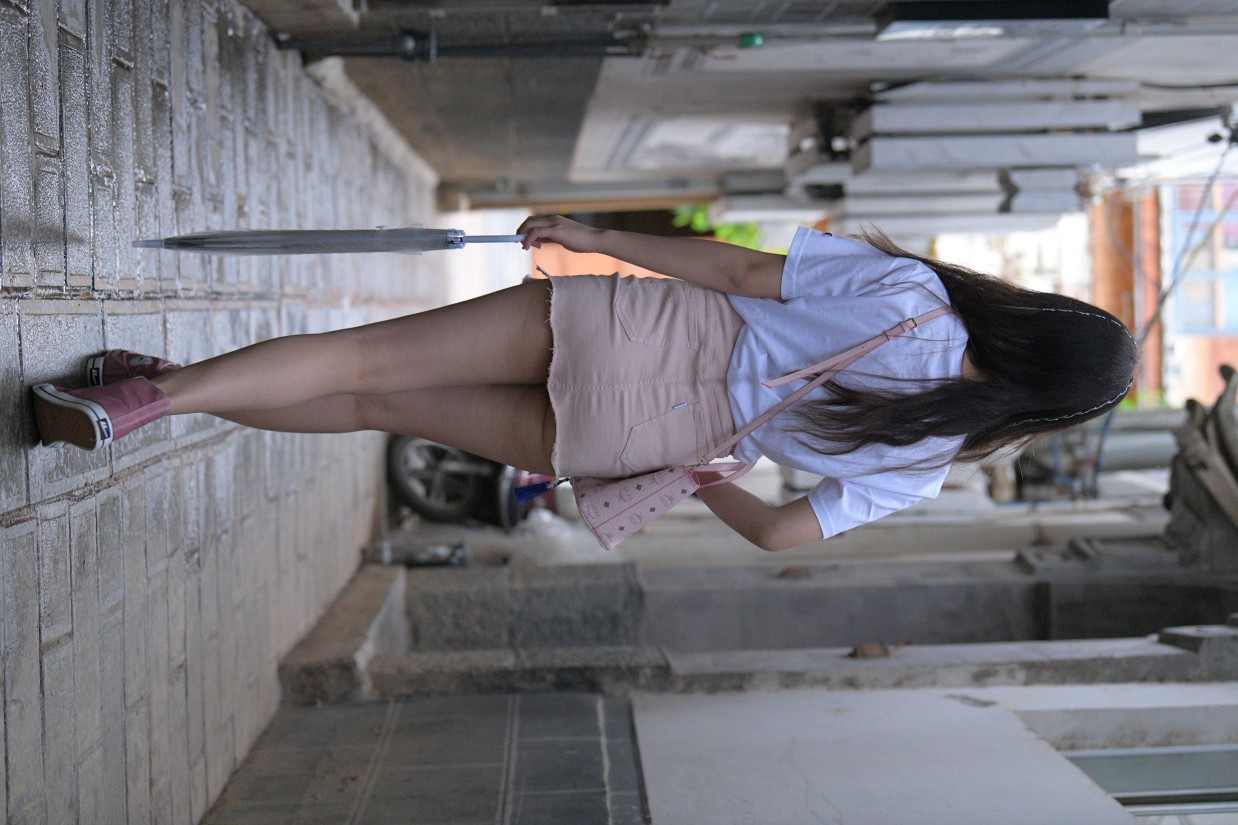 图片[3]-非常清纯甜美的短裙姑娘在逛街【458P】00052-花间社