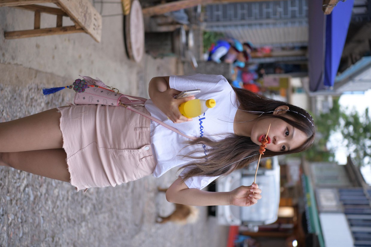 图片[7]-非常清纯甜美的短裙姑娘在逛街【458P】00052-花间社