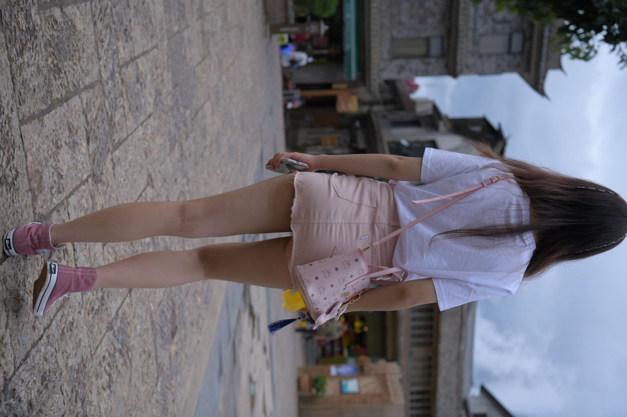 图片[8]-非常清纯甜美的短裙姑娘在逛街【458P】00052-花间社