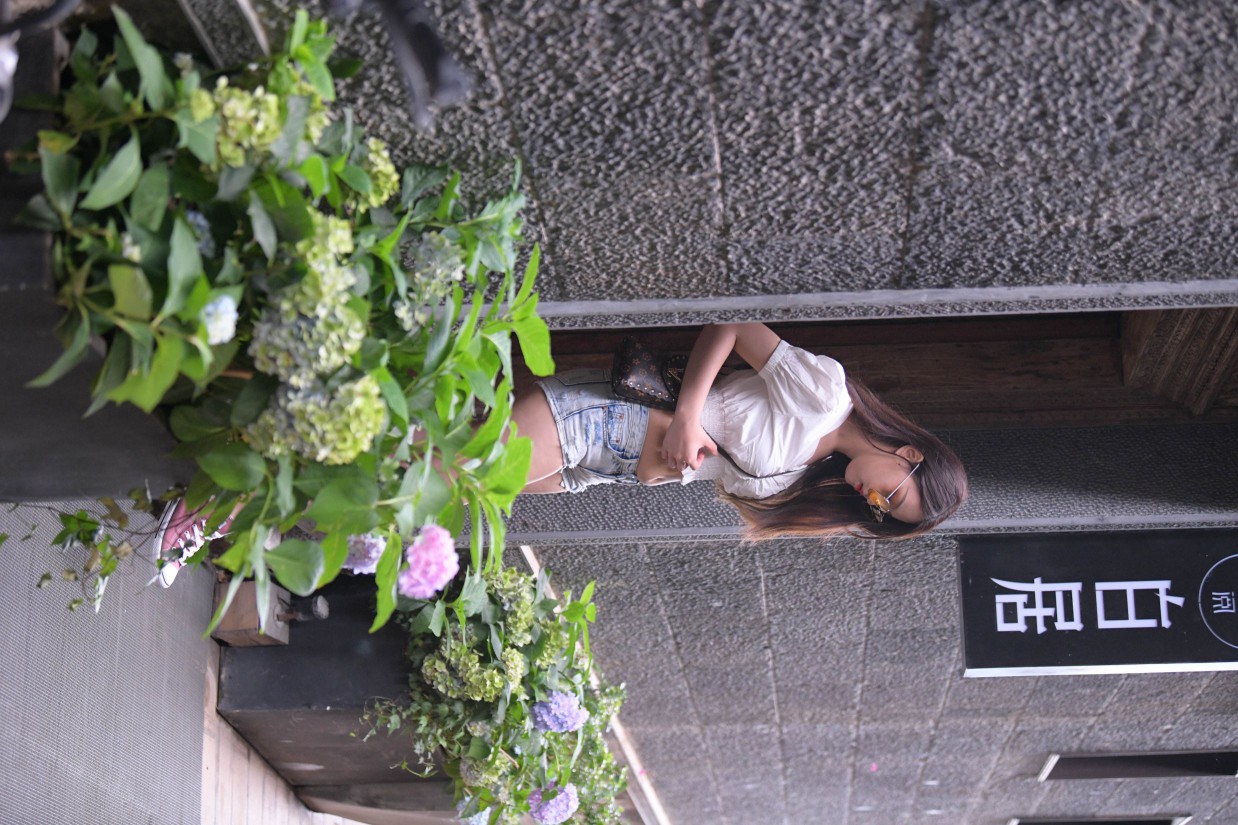 图片[3]-戴太阳镜的牛仔短裤紧身牛仔MM【167P】00021-花间社