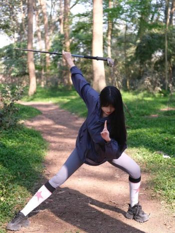 图片[2]-爱爬山的瑜伽裤MM，太甜美了！~-花间社