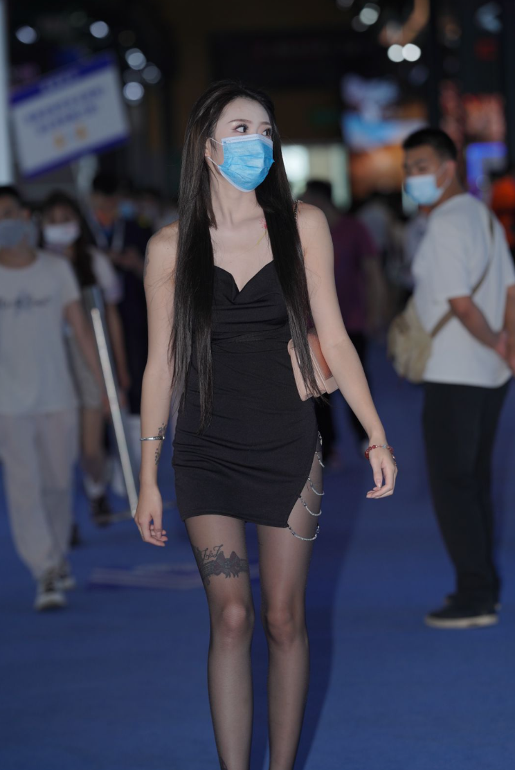 图片[2]-精选街拍黑丝长腿逛车展-J2860-2.34GB【155P+视频】-花间社