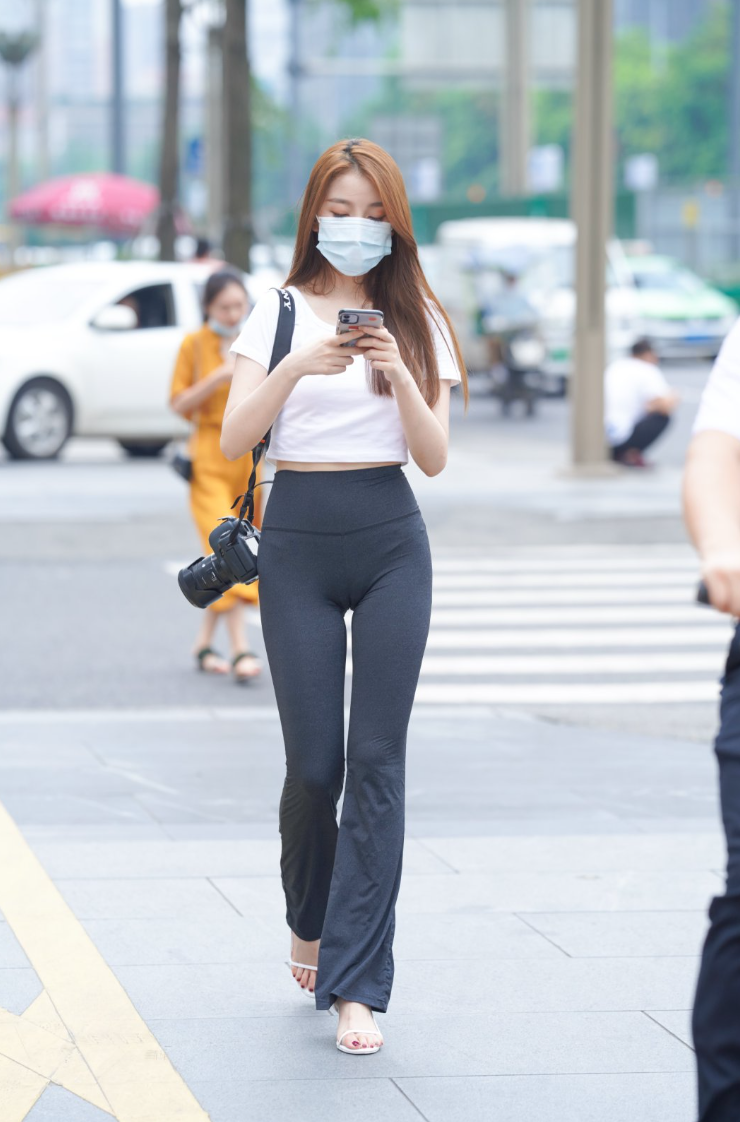 图片[5]-玩单反机的瑜伽裤女孩 – J1270 498P5V【503P】-花间社