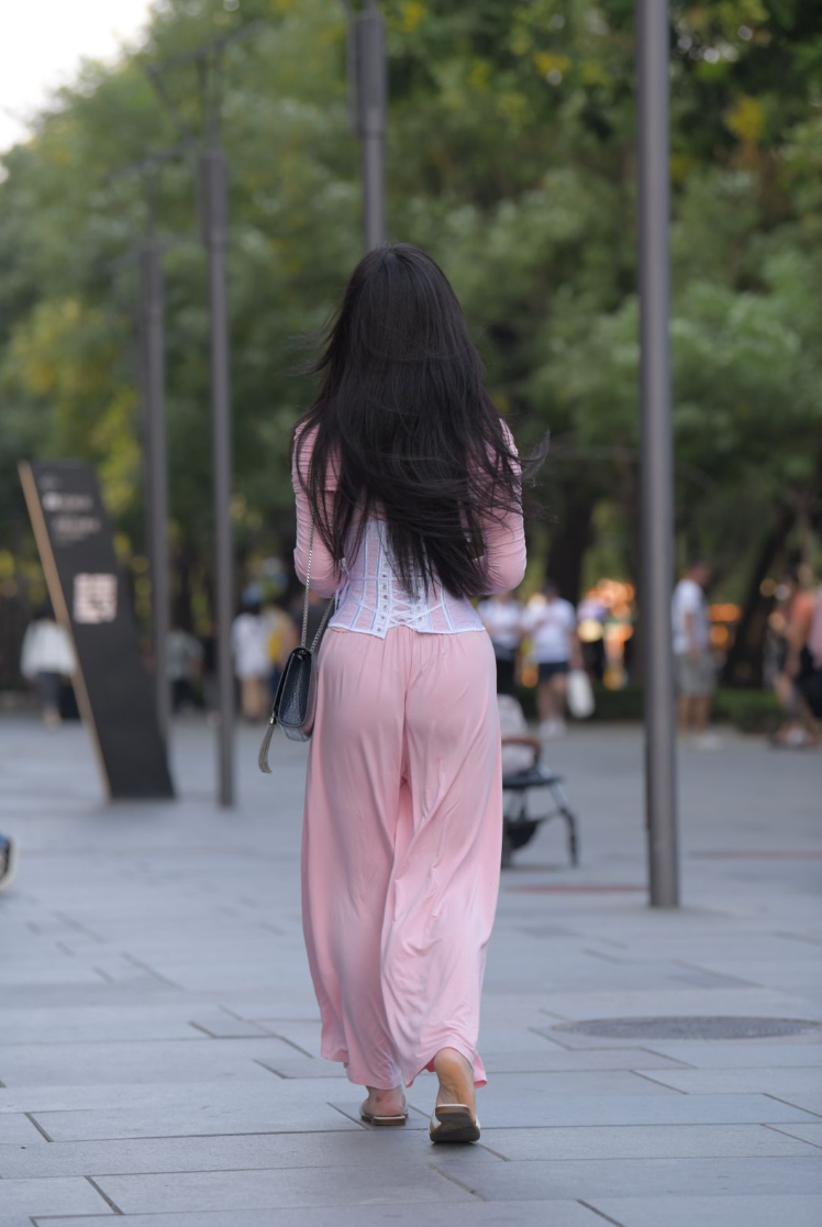 图片[4]-粉裙 + 束腰的身材杀 -P0073【61P】-花间社