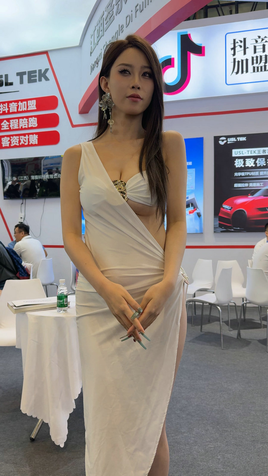 图片[1]-超性感白色紧身裙 – J9561【视频MOV*7-5.06GB】-花间社