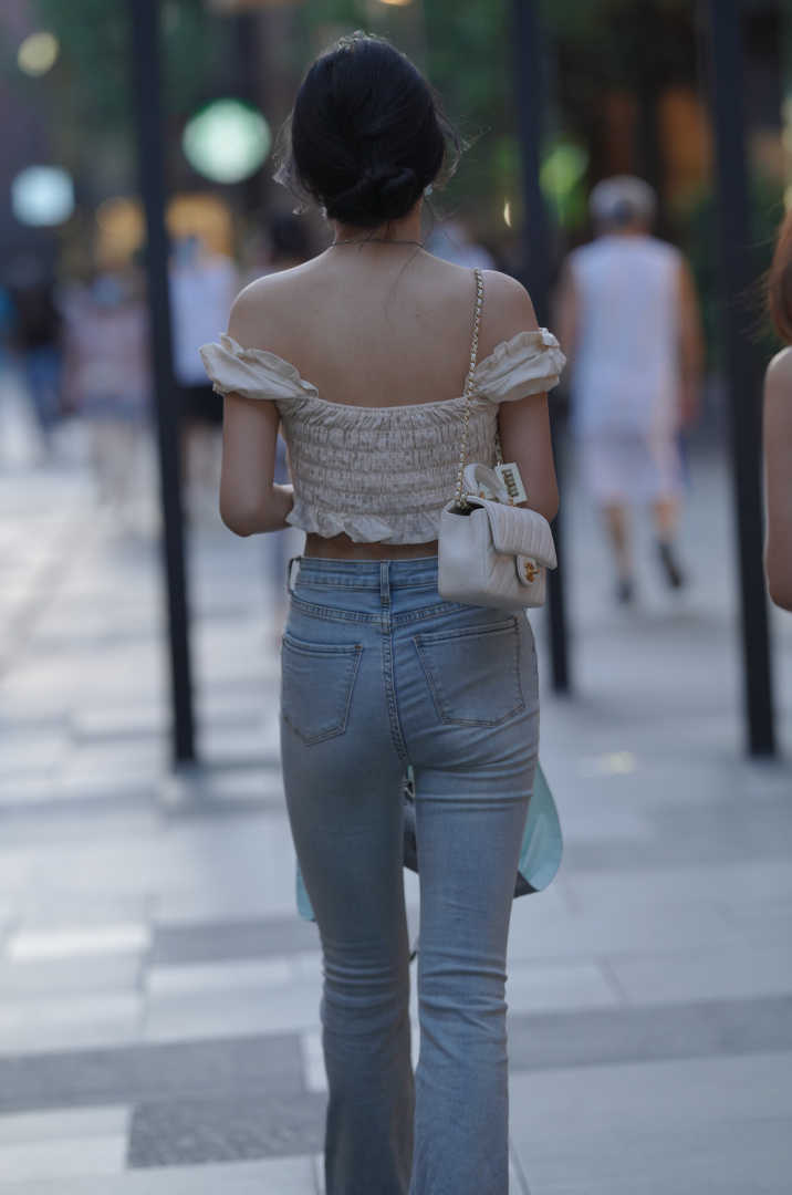 图片[3]-喇叭牛仔裤搭配 – J9791【851V-1.33GB】-花间社