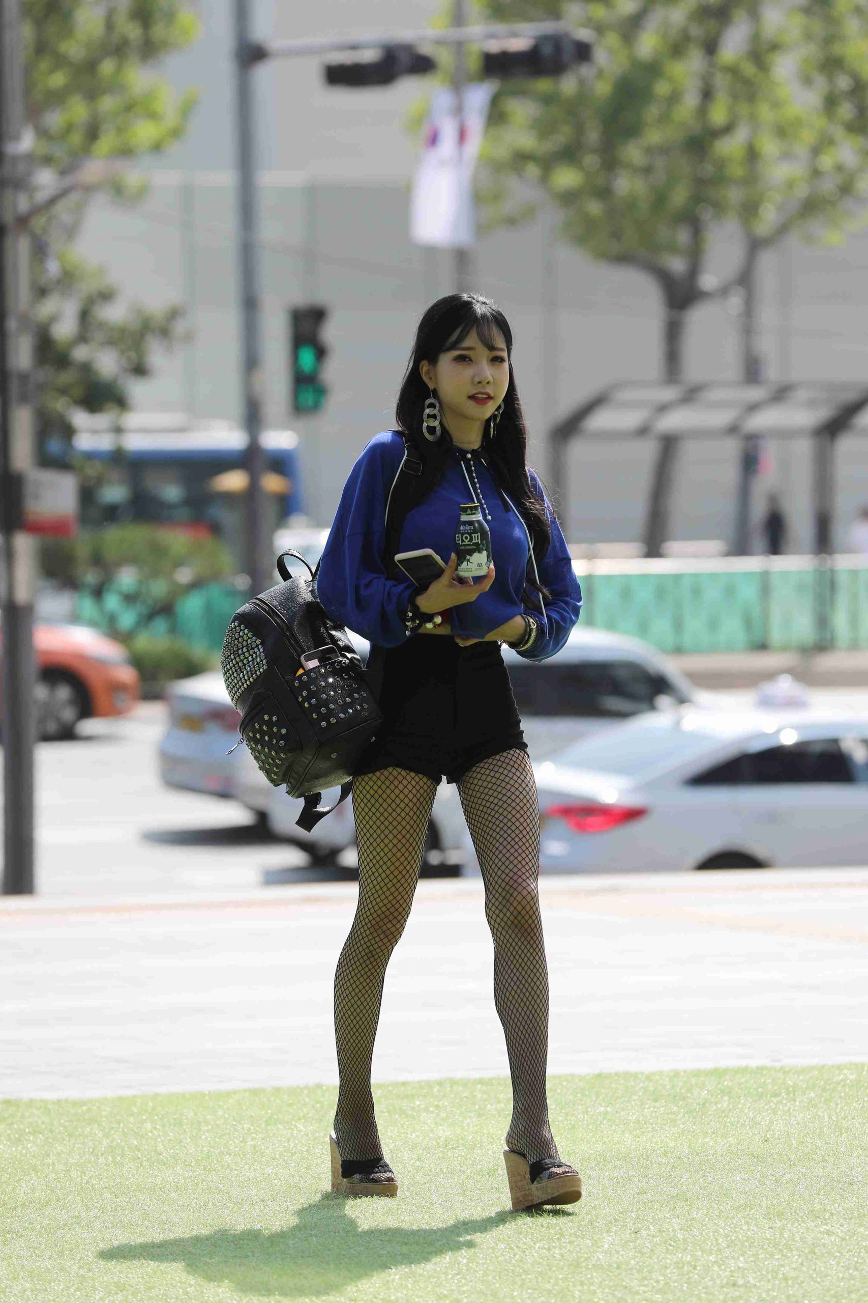 图片[3]-黑色热裤凉高美脚-NO.3709 【150P／229MB】-花间社