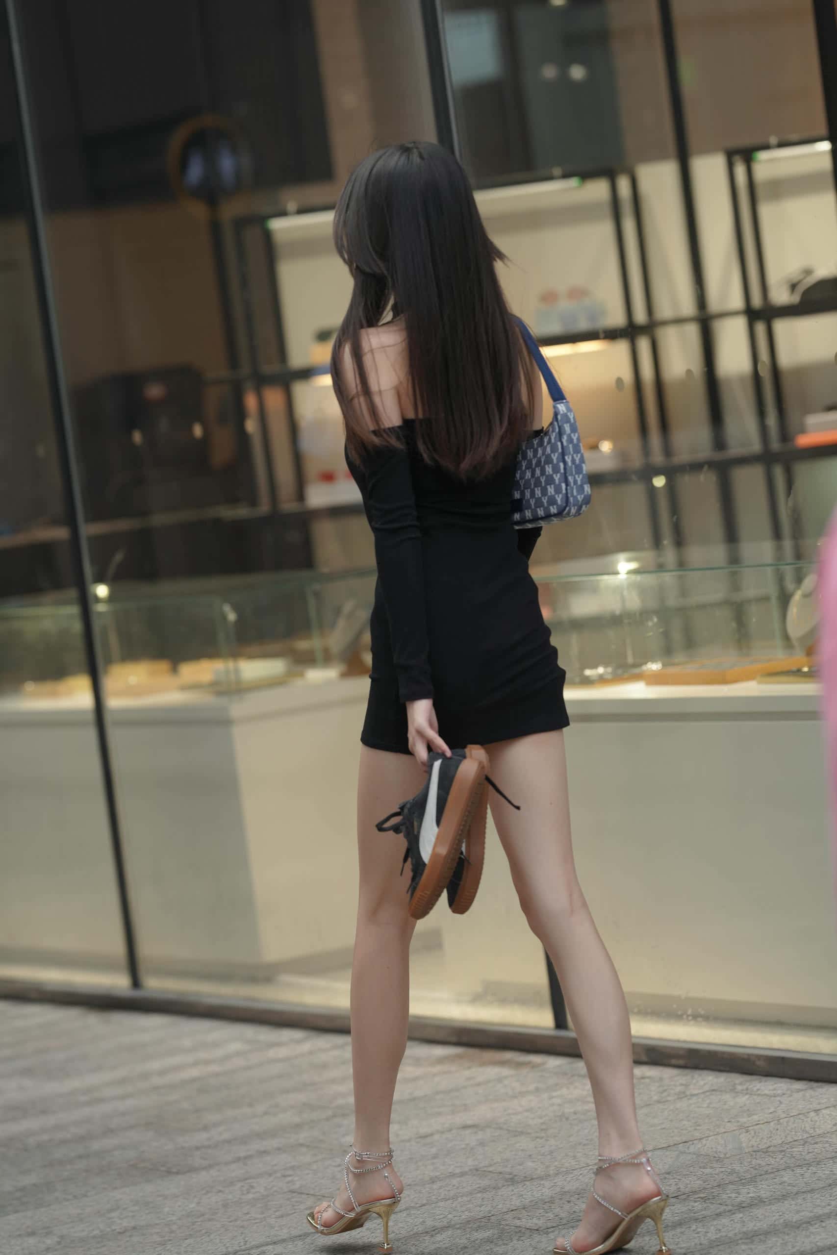 图片[1]-简约黑裙 -P0307【75P-1.07GB】-花间社