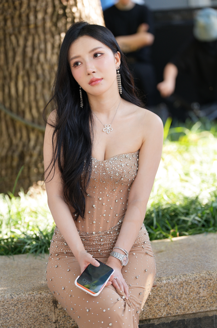 图片[3]-浅褐色晚礼服 – J9975【34P-1.83GB】-花间社