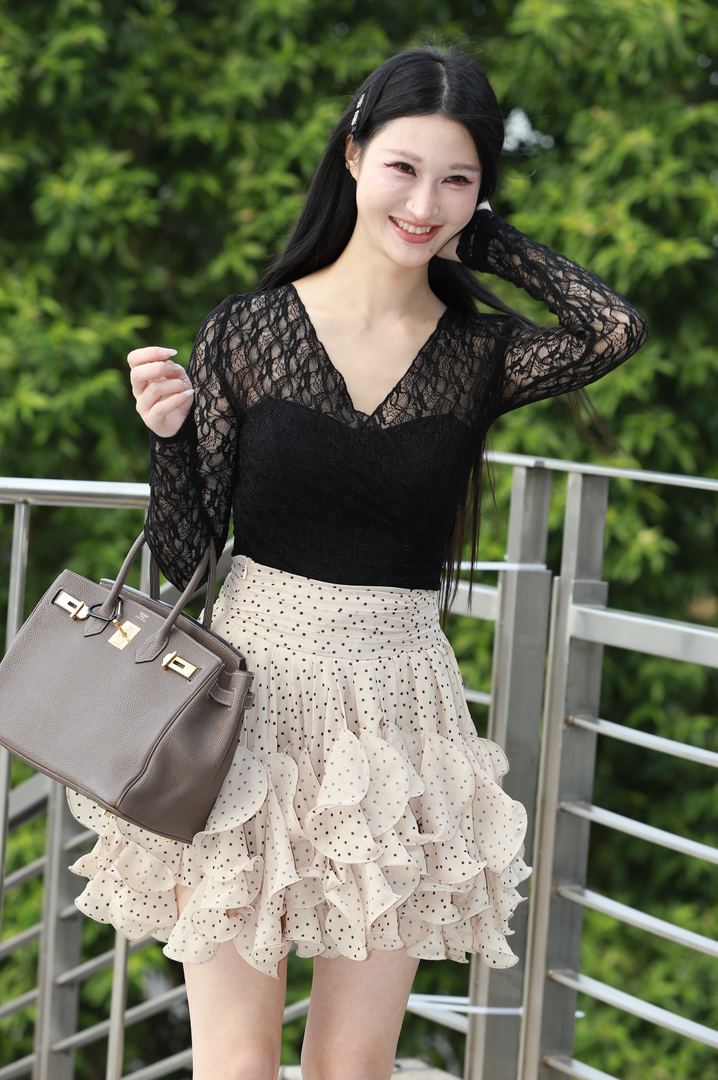 图片[1]-美腿网红小姐姐夏溪 – J9962【97P-706MB]】-花间社