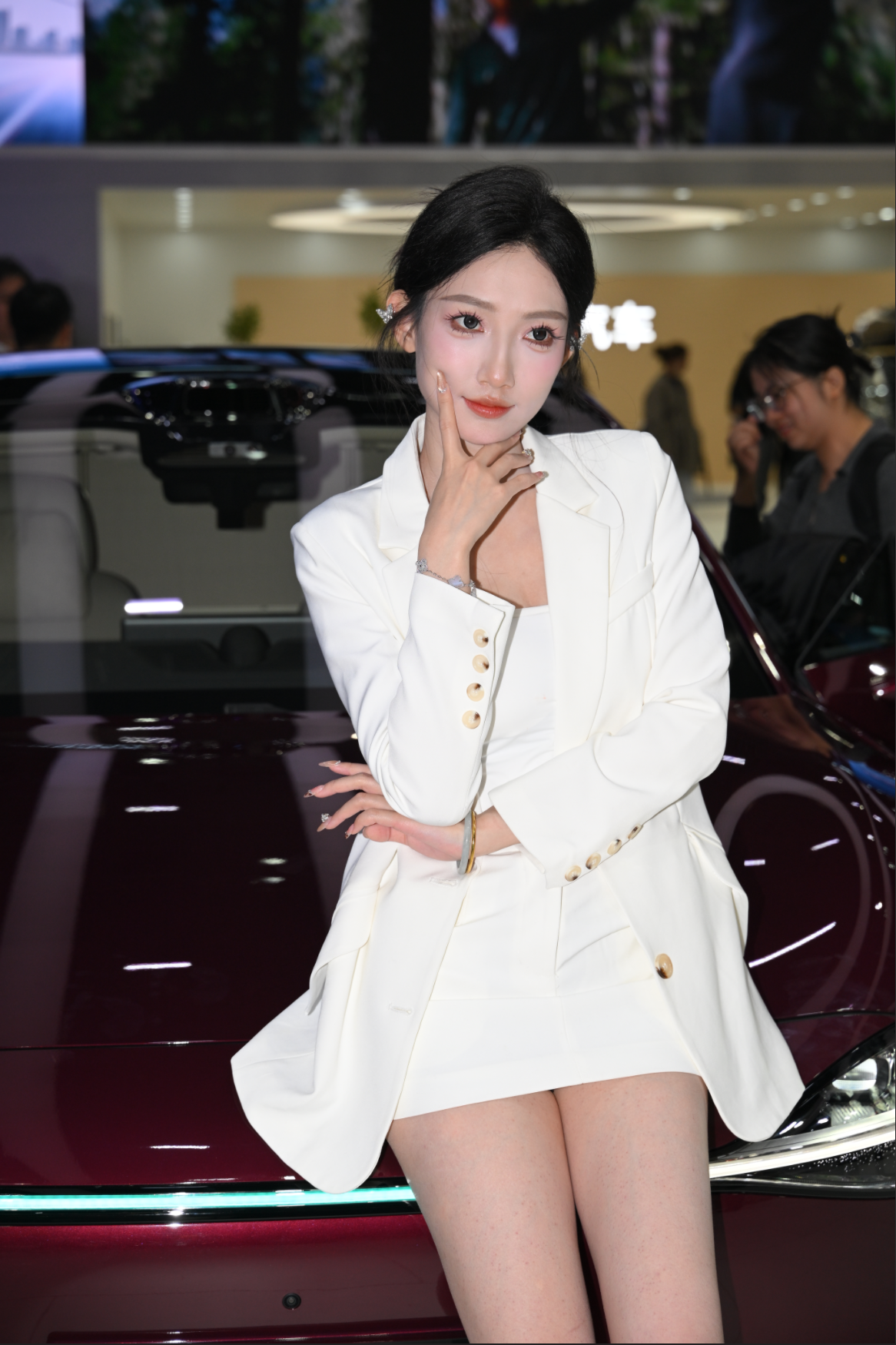 图片[1]-大白腿大瑞瑞 – J9903【129P-2.45GB]】-花间社