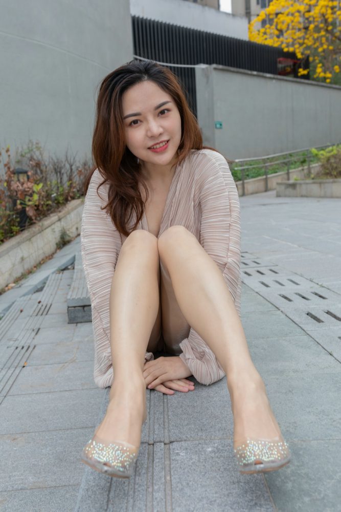 J1535 390P1V-14.7GB-花间社