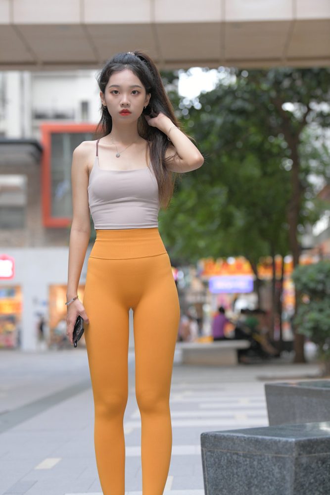超级可爱的橘黄瑜伽裤女孩J3030 801P1V-28.0GB-花间社