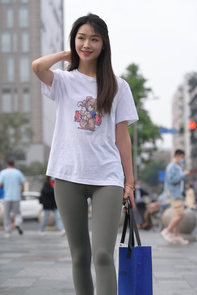 一身休闲装的瑜伽裤女孩J2961 709P1V-24.1GB-花间社