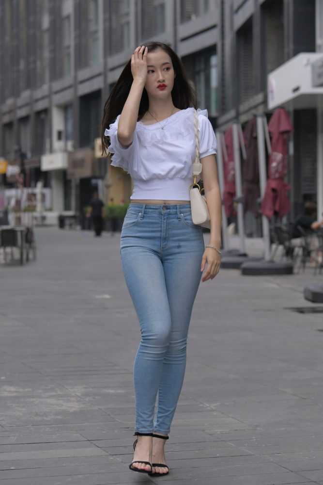 紧身牛仔裤女孩J2177 370P2V-19.4GB-花间社