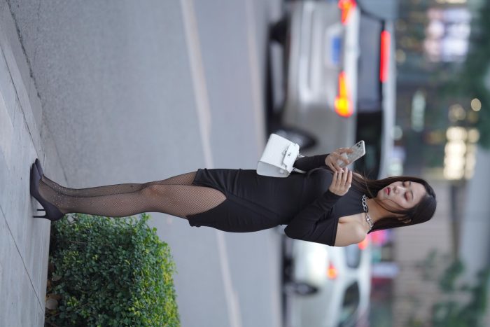 非常妩媚的网格丝袜女孩【186P】00037-花间社