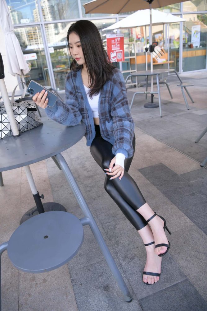 秋日皮裤小姐姐 -J4784【415P】-花间社