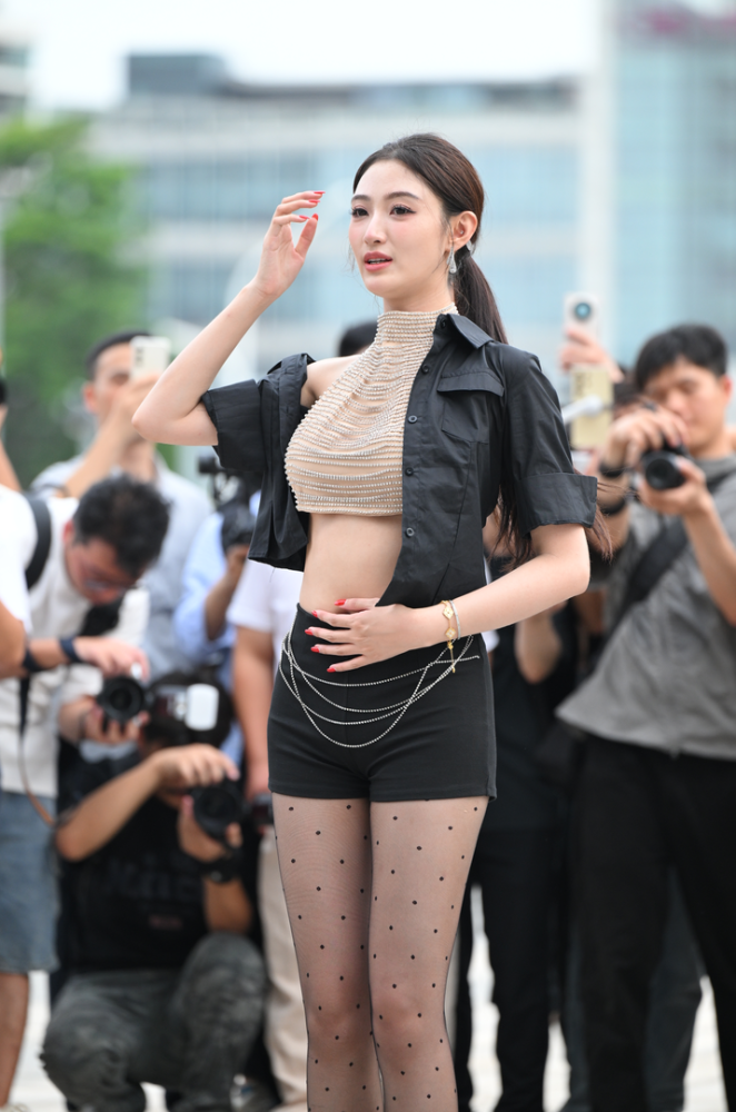 黑色短裤丝袜搭配 - J9668【128P-2.22GB】-花间社