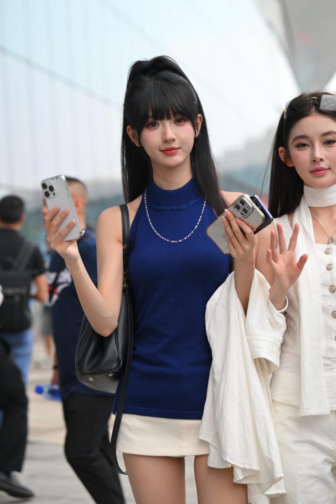 白皙美腿小玥玥 - J9458【91P-1.67GB】-花间社